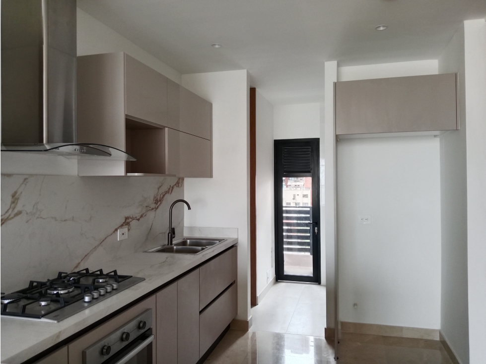 Apartamento en arriendo en El Golf, Barranquilla · foto 3 de 21