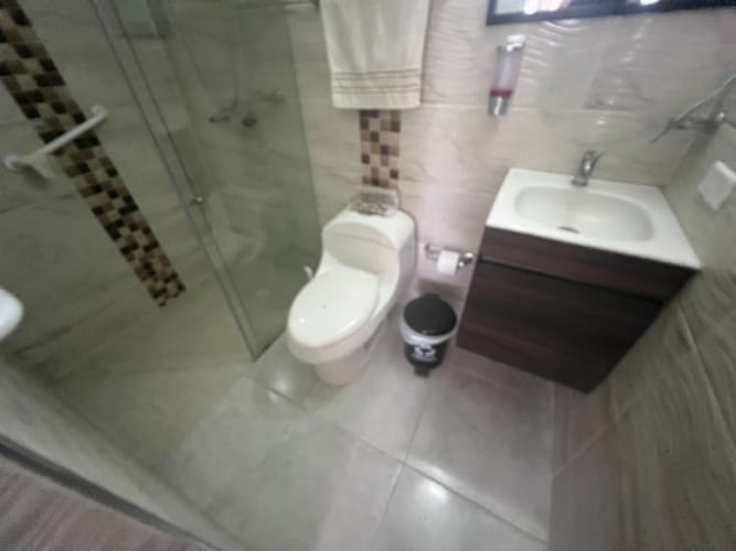 Apartamento de 3 alcobas en venta en Jordan, Ibagué, 104 m² · foto 11 de 16
