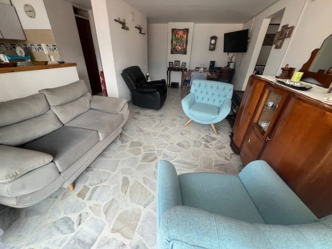 Apartamento de 3 alcobas en venta en Jordan, Ibagué, 104 m² · foto 4 de 16