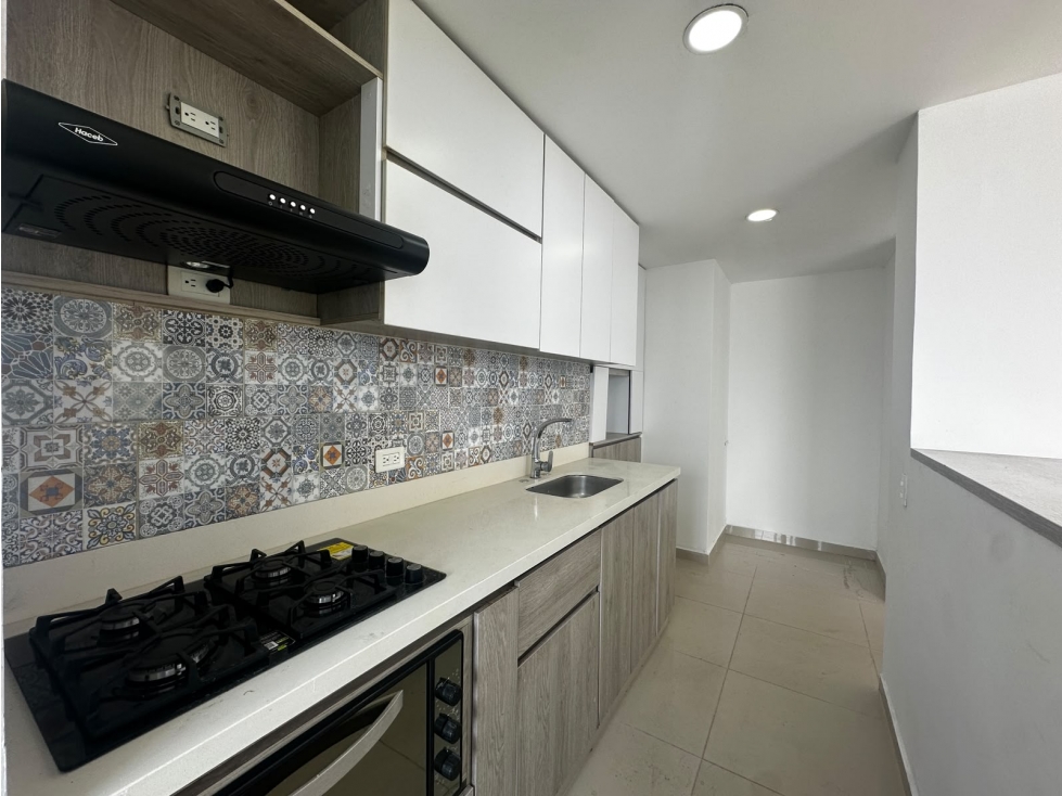 Apartamento en venta en Suramérica, Itagüí · foto 9 de 24