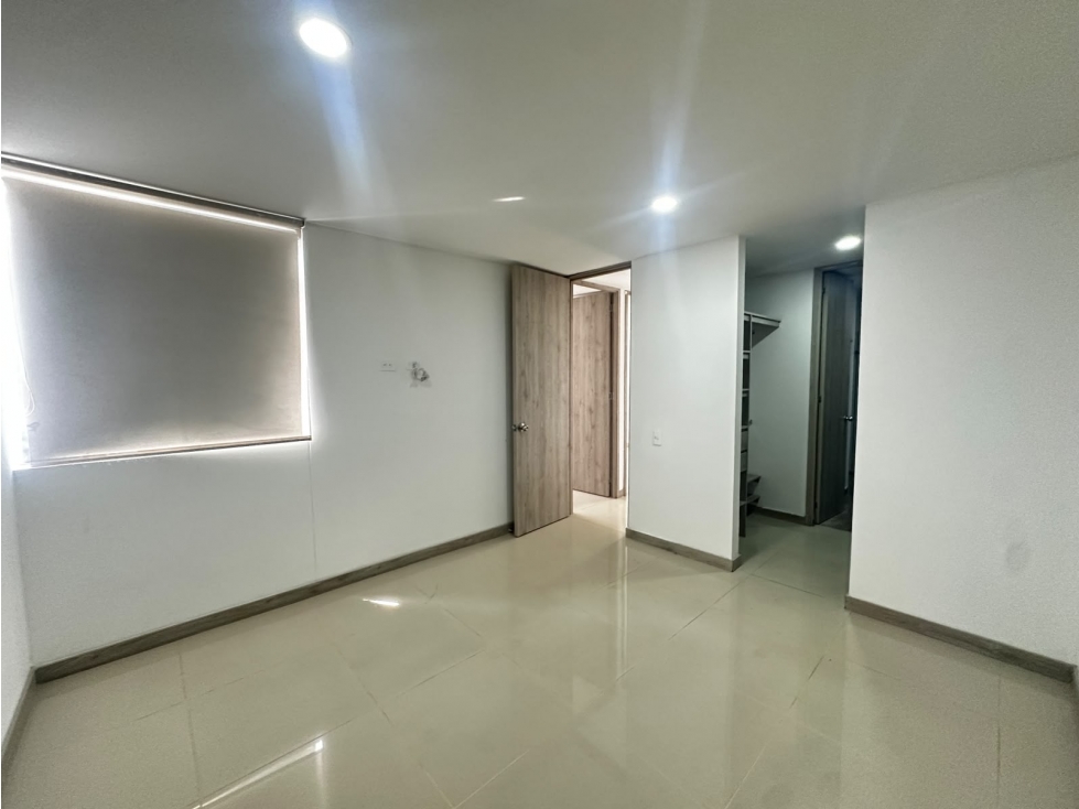 Apartamento en venta en Suramérica, Itagüí · foto 11 de 24