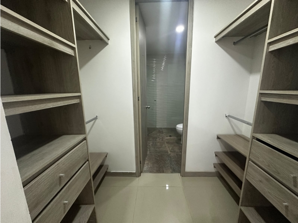 Apartamento en venta en Suramérica, Itagüí · foto 12 de 24