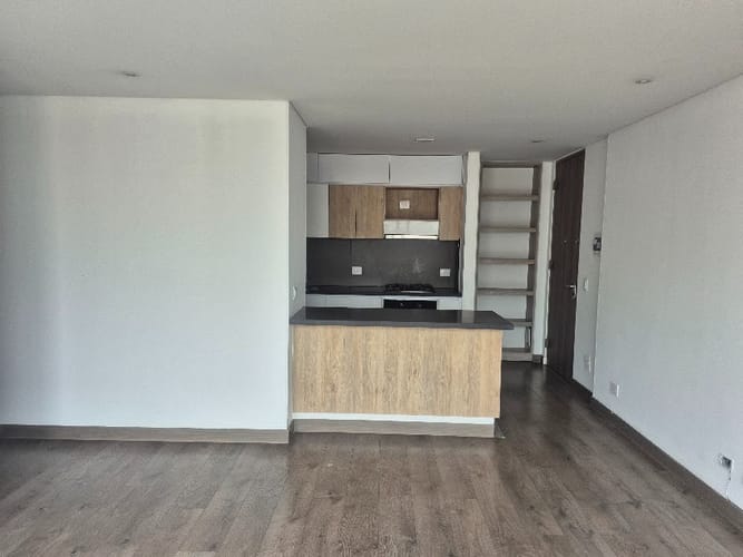 Apartamento de 3 alcobas en venta en Teusaquillo, Bogotá, 86 m² · foto 8 de 24