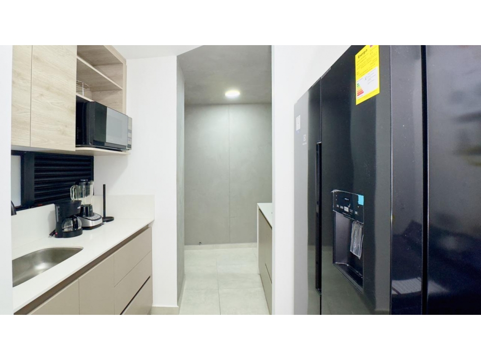 Apartamento en venta en El Poblado, Medellín · foto 5 de 24