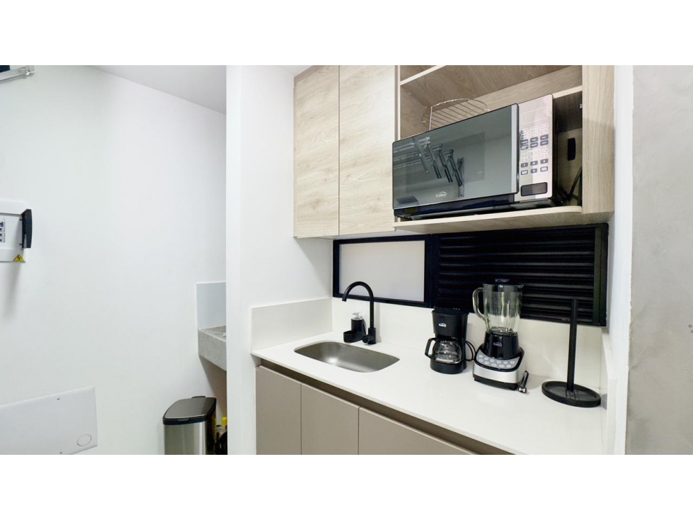 Apartamento en venta en El Poblado, Medellín · foto 8 de 24