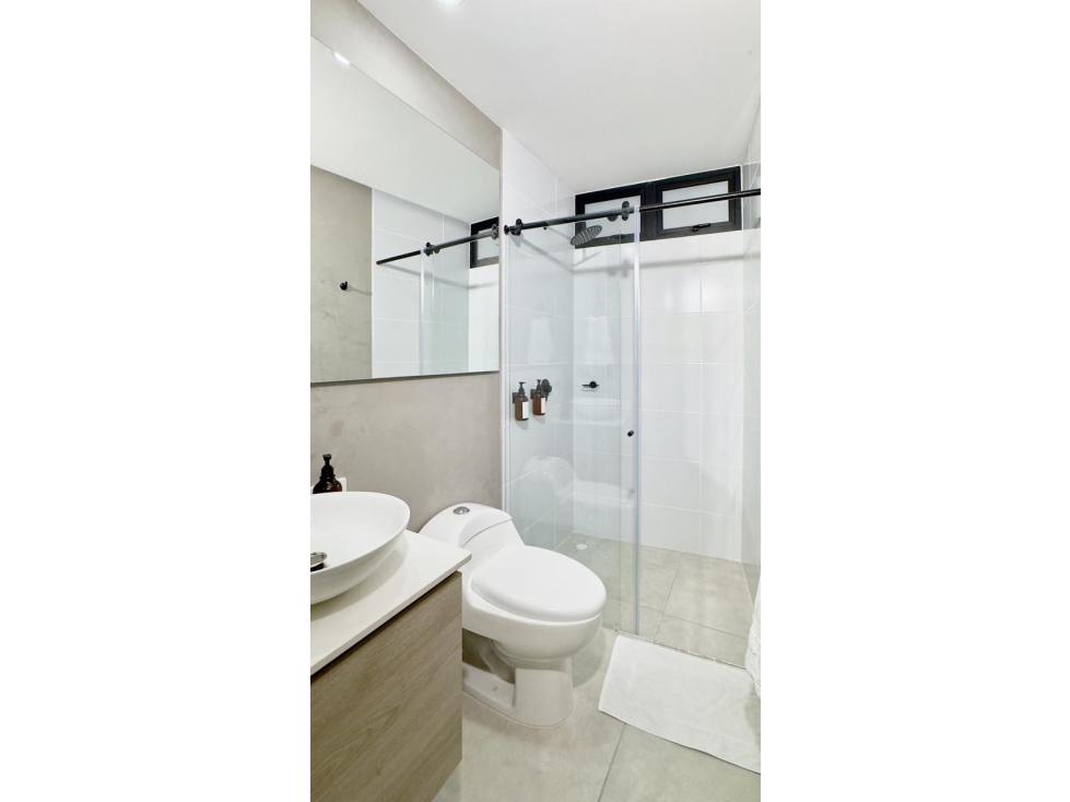 Apartamento en venta en El Poblado, Medellín · foto 10 de 24