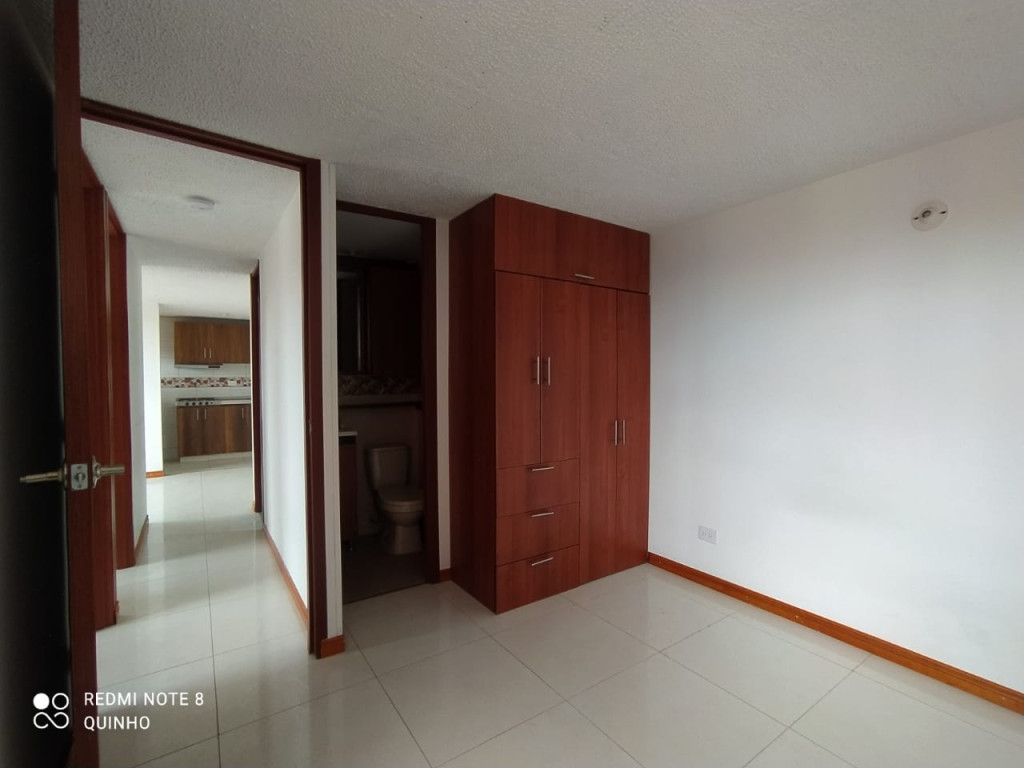 Apartamento en venta en Puente Grande, Bogotá · foto 8 de 18