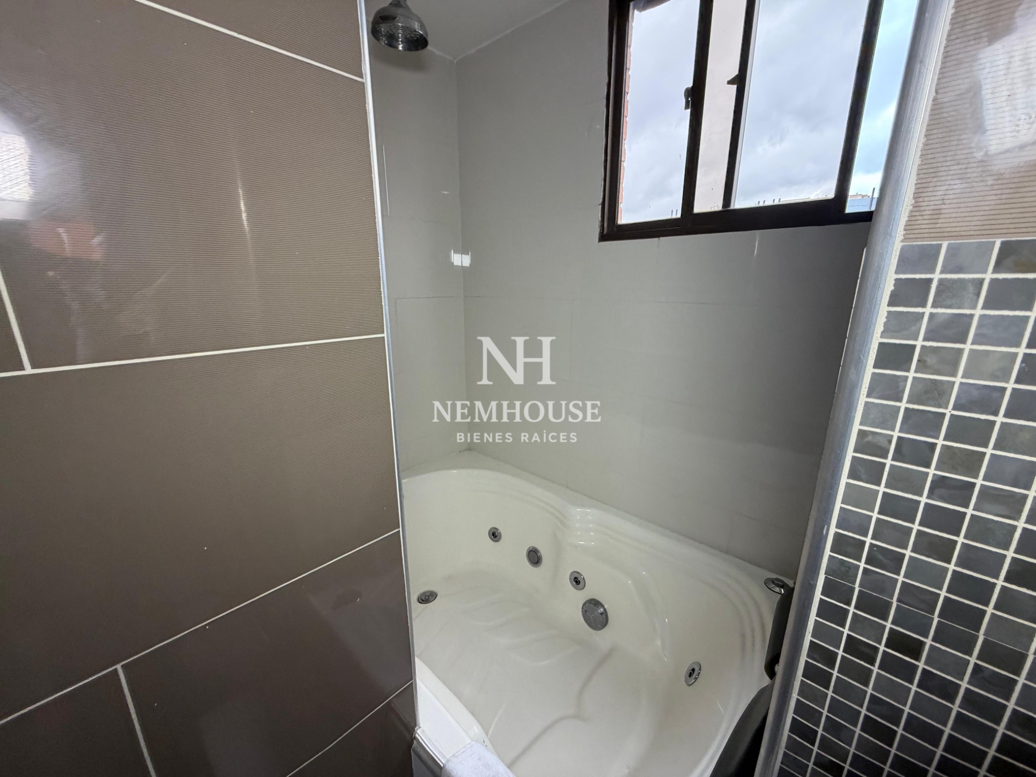 Apartamento en venta en El Contador, Bogotá · foto 10 de 14