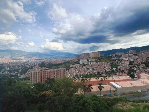 Bodega en arriendo en Cucaracho, Medellín, 500 m² · foto 2 de 6