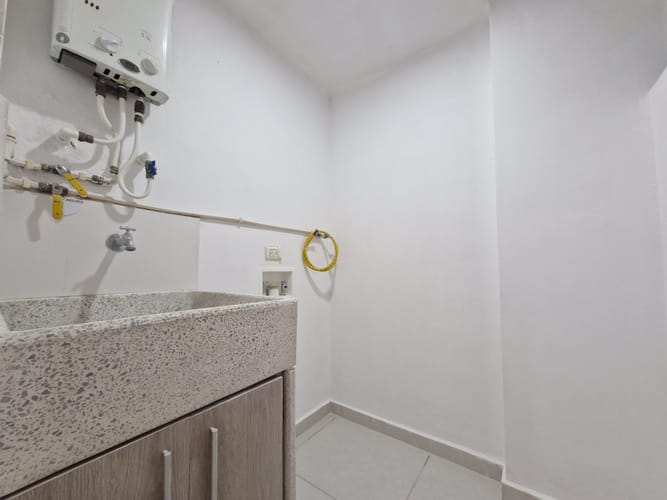 Apartamento de 3 alcobas en venta en Las Antillas, Envigado, 78 m² · foto 9 de 18
