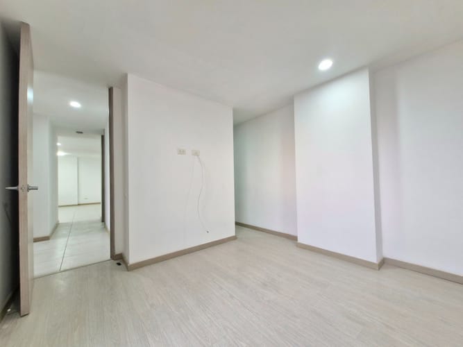Apartamento de 3 alcobas en venta en Las Antillas, Envigado, 78 m² · foto 17 de 18