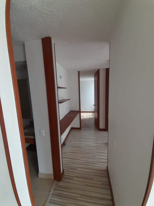 Apartamento de 3 alcobas en arriendo en La Campiña, Bogotá, 54 m² · foto 4 de 11