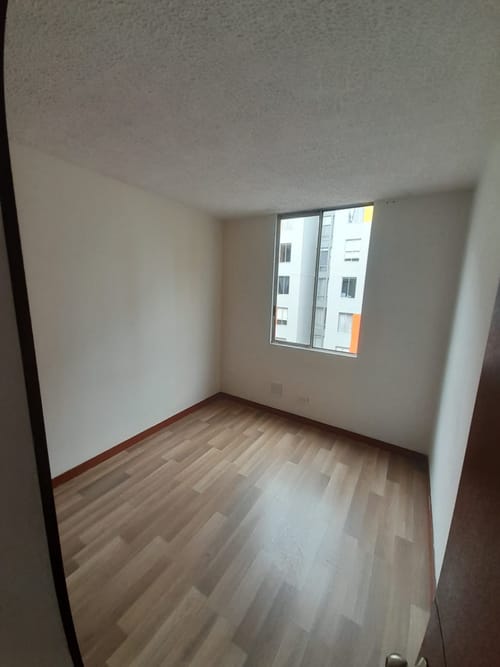 Apartamento de 3 alcobas en arriendo en La Campiña, Bogotá, 54 m² · foto 9 de 11