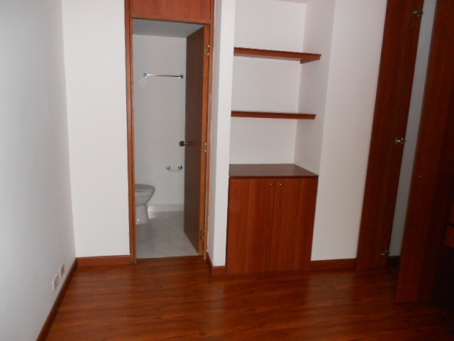 Apartamento en venta en Villas De Aranjuez, Bogotá · foto 16 de 18