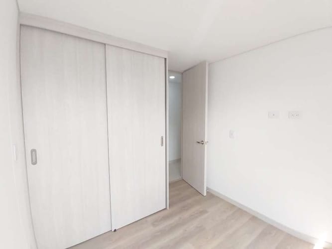 Apartamento de 3 alcobas en venta en San Agustin Suramerica, Itagüí, 71 m² · foto 13 de 15