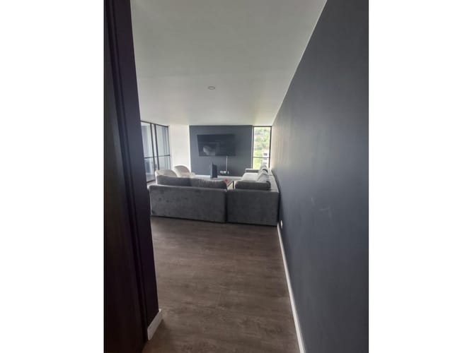 Apartamento de 3 alcobas en venta en Sabaneta Real, Bogotá, 154 m² · foto 2 de 16