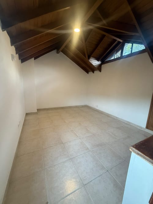 Casa de 5 alcobas en venta en La Mota, Medellín, 160 m² · foto 10 de 11