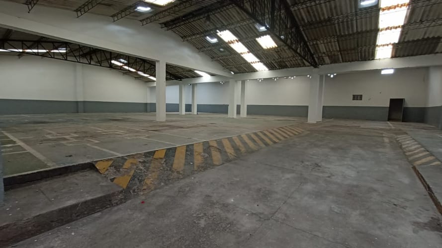 Bodega en arriendo en La Concordia, Bucaramanga, 1000 m² · foto 2 de 21