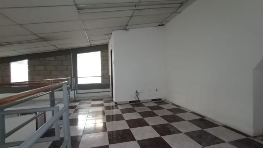 Bodega en arriendo en La Concordia, Bucaramanga, 1000 m² · foto 12 de 21