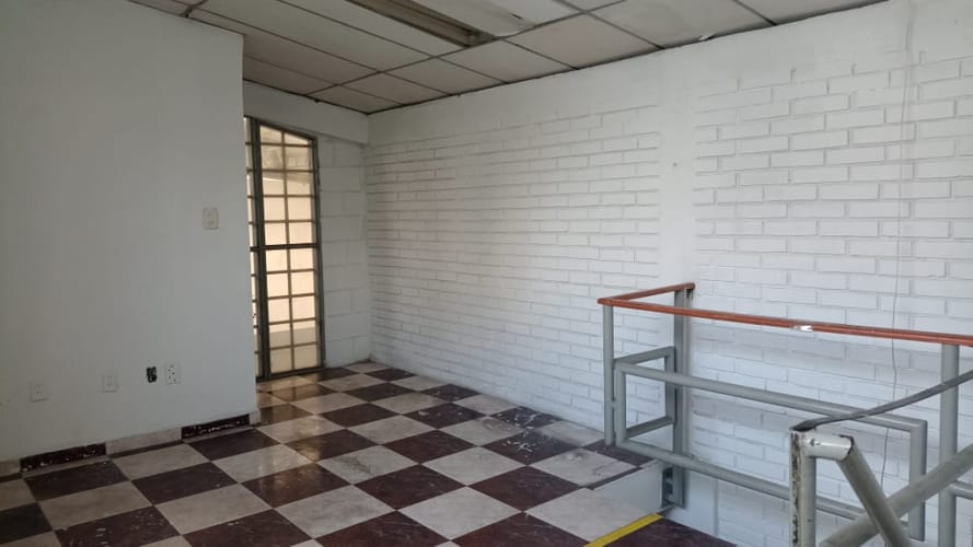 Bodega en arriendo en La Concordia, Bucaramanga, 1000 m² · foto 13 de 21