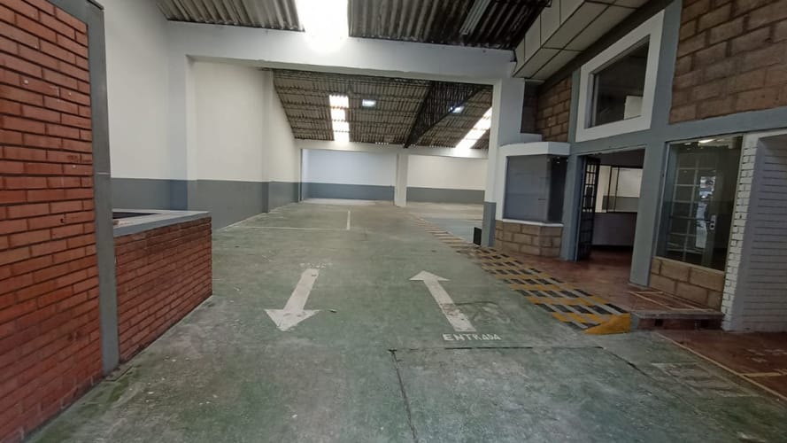 Bodega en arriendo en La Concordia, Bucaramanga, 1000 m² · foto 17 de 21