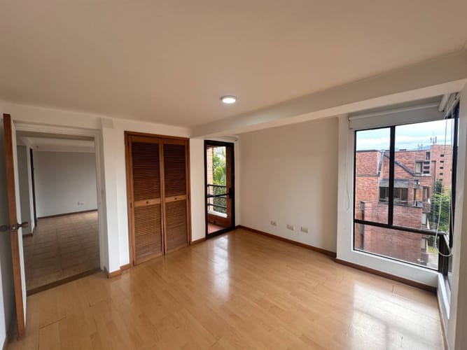 Apartamento de 2 alcobas en arriendo en Las Lomas, Medellín, 78 m² · foto 6 de 15