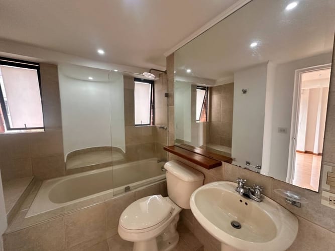 Apartamento de 2 alcobas en arriendo en Las Lomas, Medellín, 78 m² · foto 8 de 15