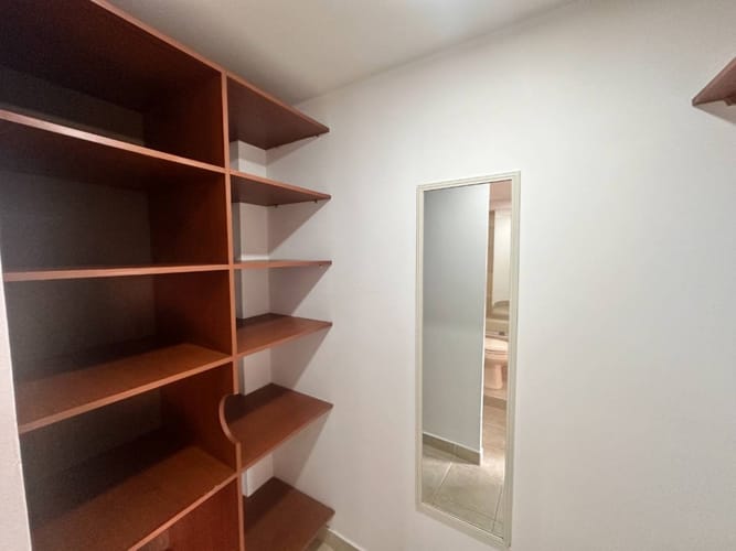 Apartamento de 2 alcobas en arriendo en Las Lomas, Medellín, 78 m² · foto 9 de 15