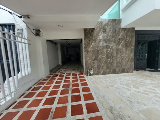 Casa en venta en El Poblado, Barranquilla · foto 4 de 24