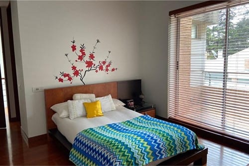 Casa de 4 alcobas en venta en Colina Campestre, Bogotá, 380 m² · foto 2 de 5