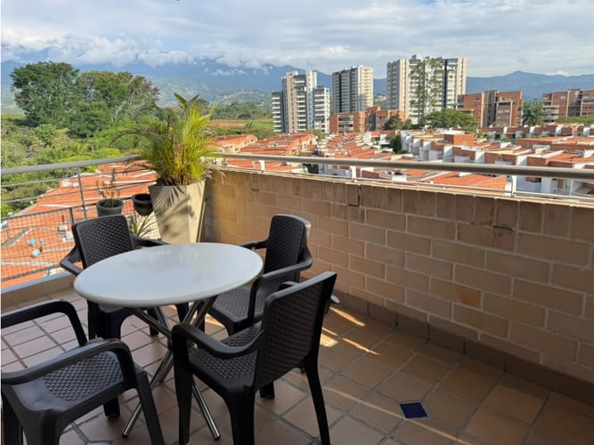 Apartamento de 3 alcobas en venta en Ciudad Jardin, Cali, 150 m² · foto 3 de 21
