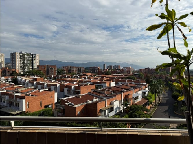 Apartamento de 3 alcobas en venta en Ciudad Jardin, Cali, 150 m² · foto 5 de 21
