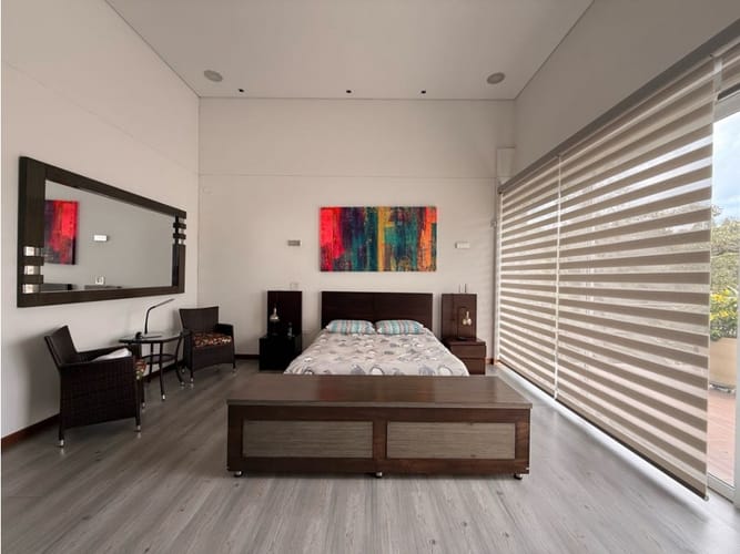 Casa de 4 alcobas en venta en Llano Grande, Rionegro, 380 m² · foto 6 de 14