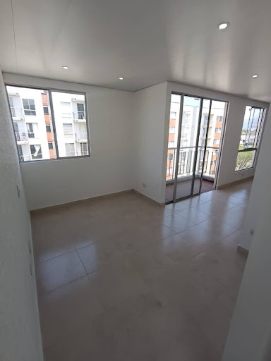 Apartamento en arriendo en Cr. Los Naranjos, Jamundí · foto 9 de 22