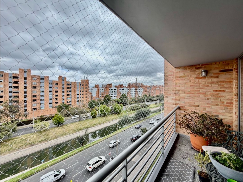 Apartamento en venta en Niza, Bogotá · foto 3 de 19