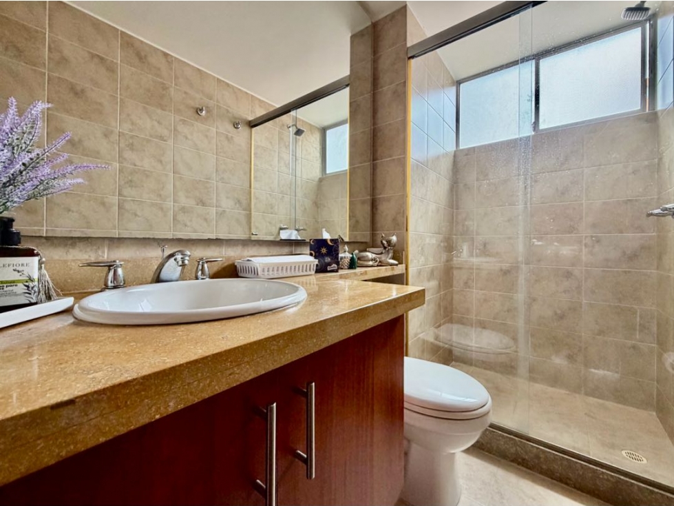 Apartamento en venta en Niza, Bogotá · foto 11 de 19