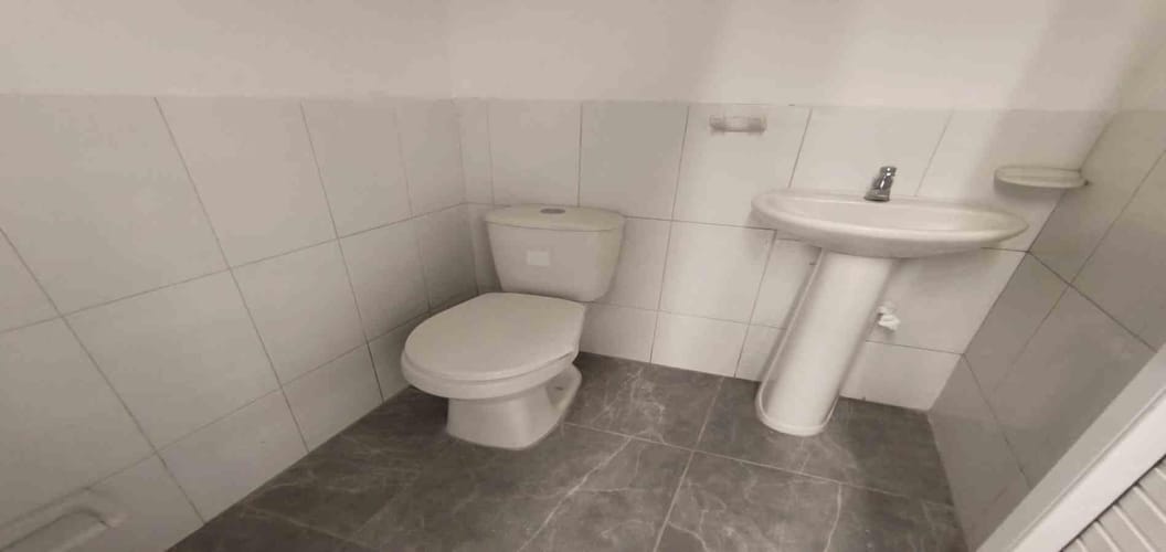 Bodega en arriendo en Malteria, Manizales, 1658 m² · foto 2 de 24