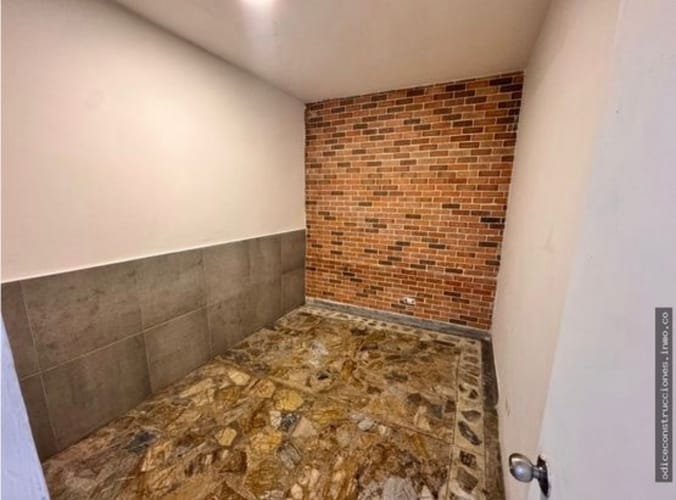 Casa de 4 alcobas en venta en Alfonso Lopez, Medellín, 127 m² · foto 4 de 15