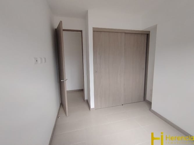 Apartamento de 3 alcobas en arriendo en El Porvenir, Rionegro, 80 m² · foto 10 de 24