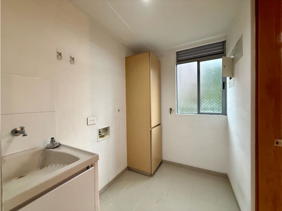 Apartamento en venta en Loma Benedictinos, Envigado · foto 6 de 24