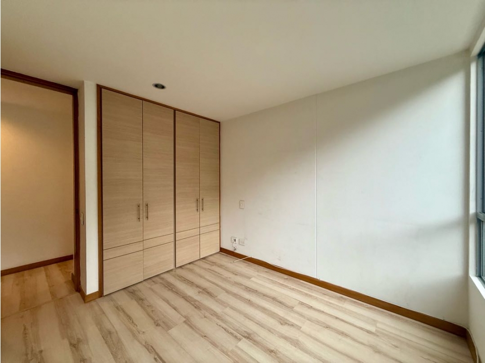 Apartamento en venta en Loma Benedictinos, Envigado · foto 10 de 24