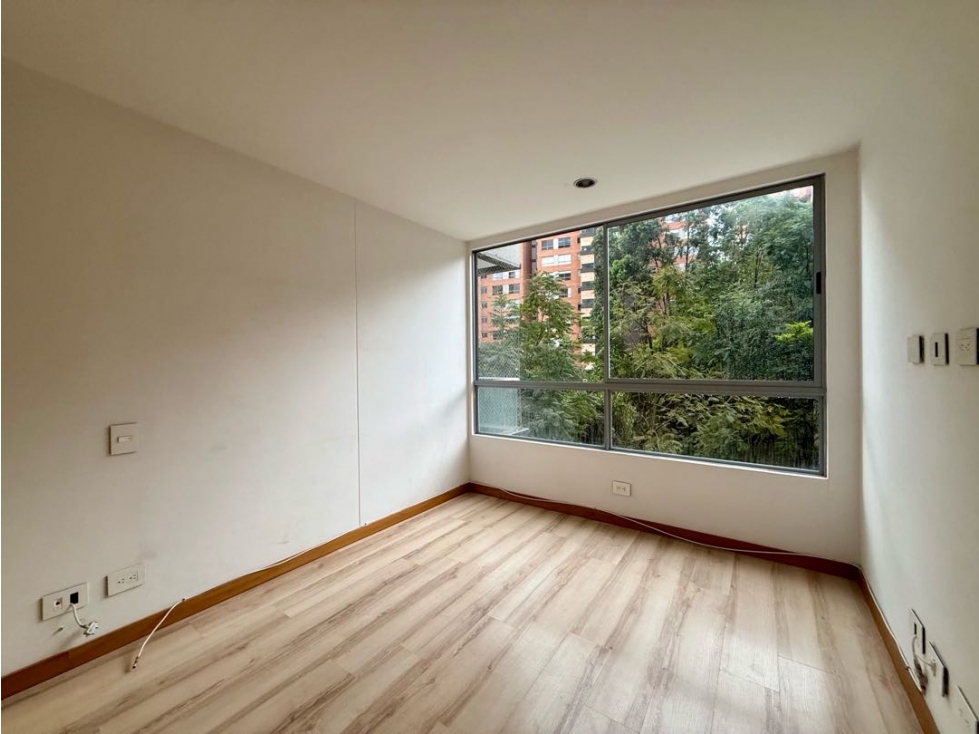 Apartamento en venta en Loma Benedictinos, Envigado · foto 11 de 24
