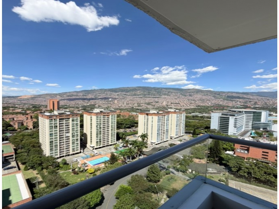 Apartamento en venta en La Pilarica, Medellín · foto 3 de 23