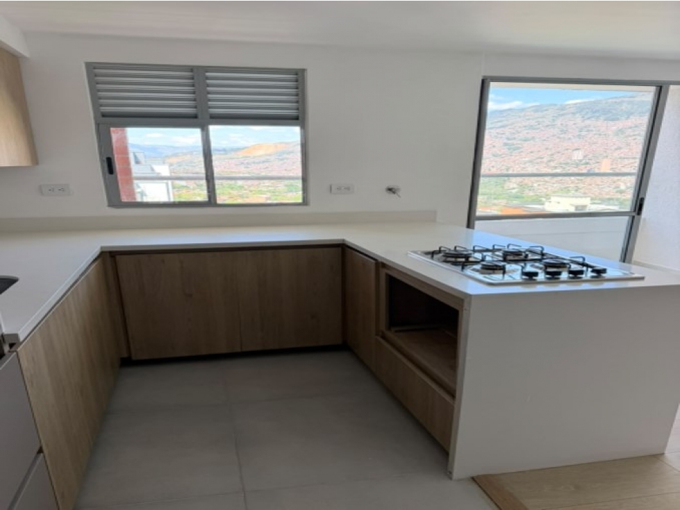 Apartamento en venta en La Pilarica, Medellín · foto 5 de 23