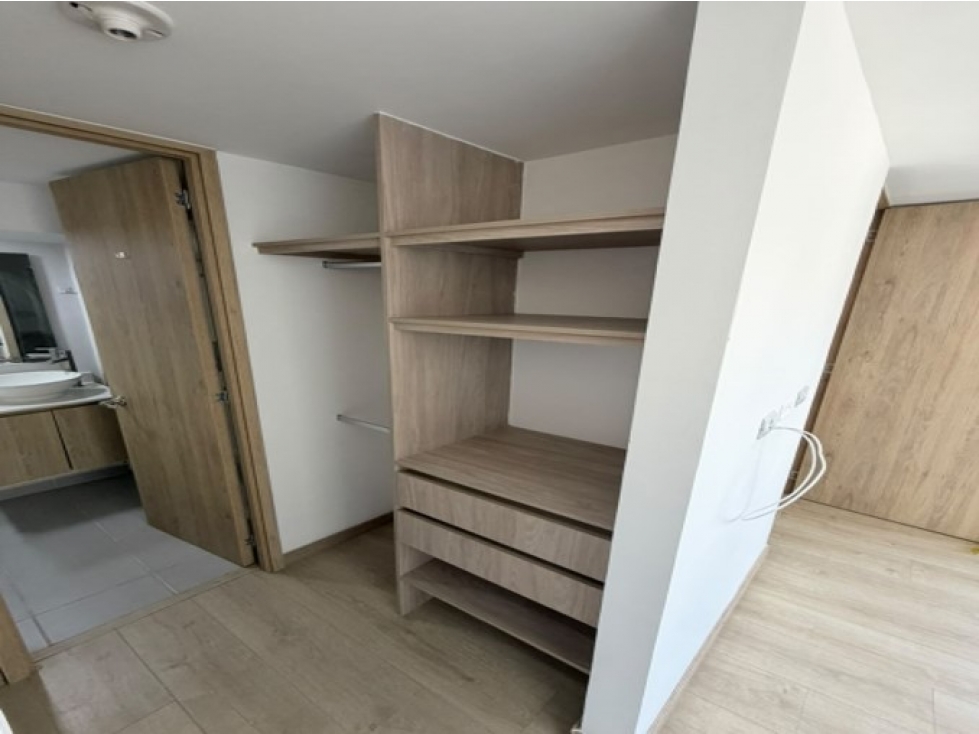 Apartamento en venta en La Pilarica, Medellín · foto 7 de 23