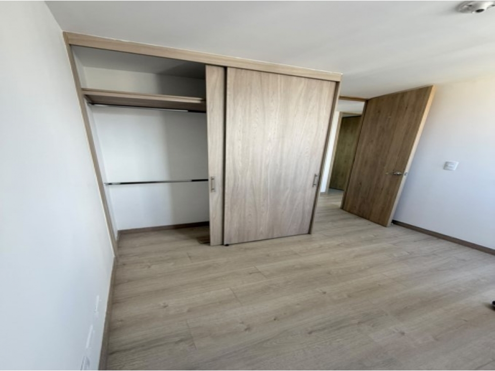 Apartamento en venta en La Pilarica, Medellín · foto 9 de 23