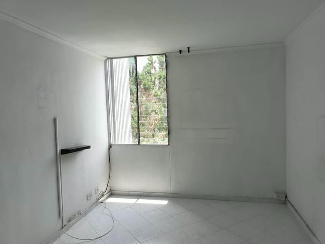 Apartamento de 3 alcobas en venta en El Poblado, Medellín, 73 m² · foto 12 de 15