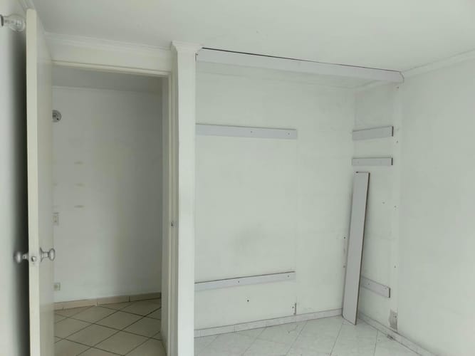 Apartamento de 3 alcobas en venta en El Poblado, Medellín, 73 m² · foto 9 de 15