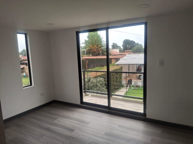 Casa de 5 alcobas en venta en Siberia, Cota, 220 m² · foto 5 de 24