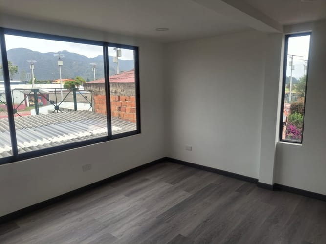 Casa de 5 alcobas en venta en Siberia, Cota, 220 m² · foto 19 de 24